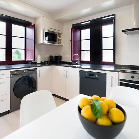 Atico Tipo Loft En San Sadurnino. Appartement *