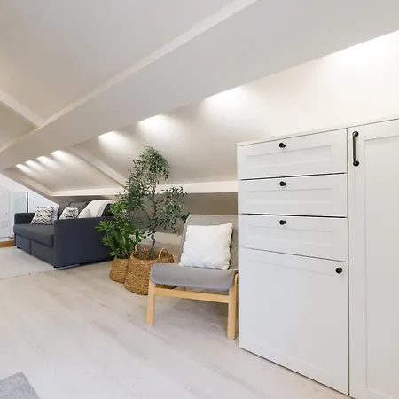 Atico Tipo Loft En San Sadurnino. San Saturnino