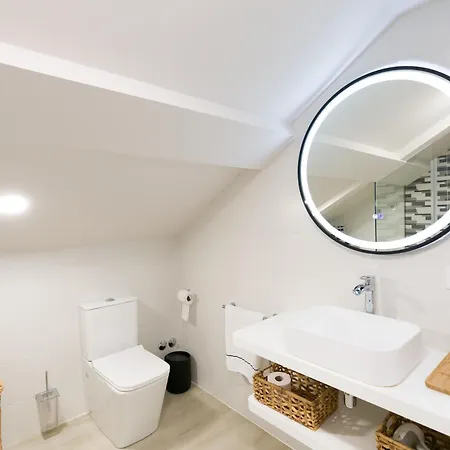 Atico Tipo Loft En San Sadurnino. Appartement