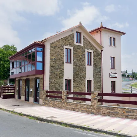 Atico Tipo Loft En San Sadurnino. Appartement San Saturnino