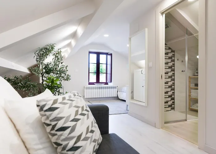 アパート Atico Tipo Loft En San Sadurnino. San Saturnino