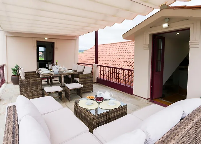 Atico Tipo Loft En San Sadurnino. アパート *