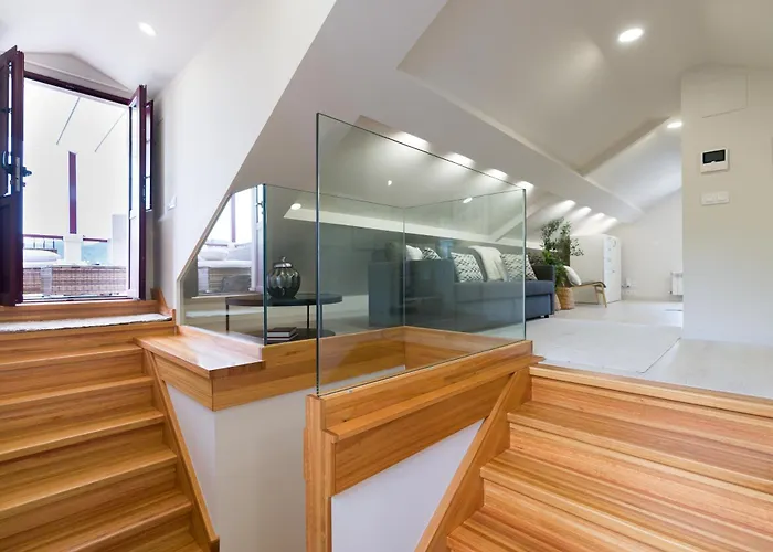 アパート Atico Tipo Loft En San Sadurnino. San Saturnino